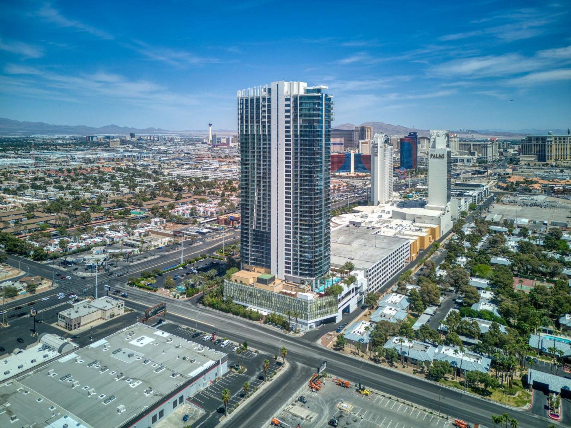 Palms Place Hotel By Zelloo Las Vegas Exterior foto